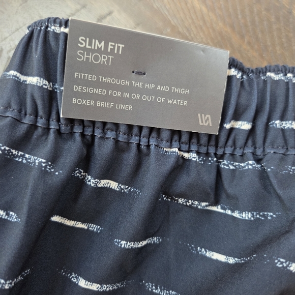 VRST Mens Medium Navy Sand Washed Stripe 5" Resort Slim Fit Shorts New Beach - Picture 8 of 11